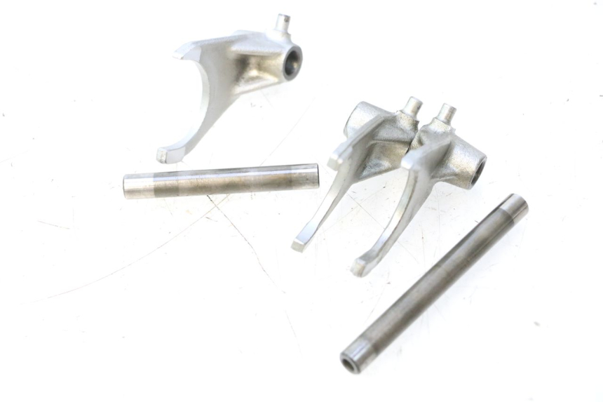 photo de CAJA CAMBIOS HORQUILLA SUZUKI DR S 600 (1985 - 1989) - Detalle de la pieza