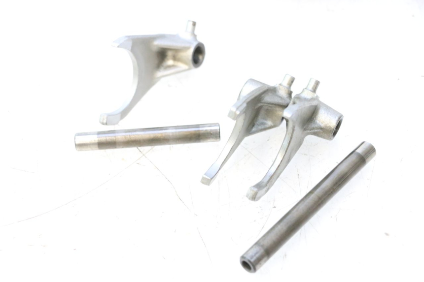 photo de CAJA CAMBIOS HORQUILLA SUZUKI DR S 600 (1985 - 1989) - Zoom estado de uso