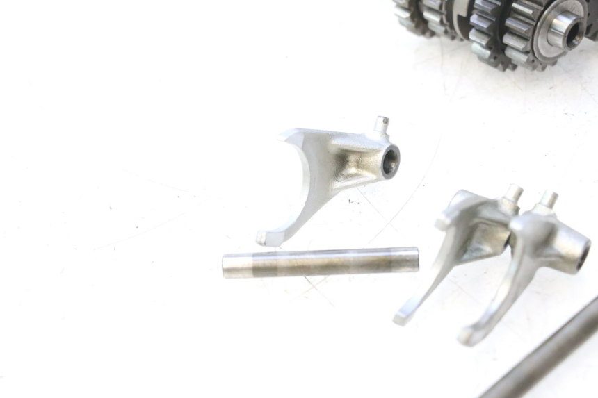 photo de CAJA CAMBIOS HORQUILLA SUZUKI DR S 600 (1985 - 1989) - Otra perspectiva