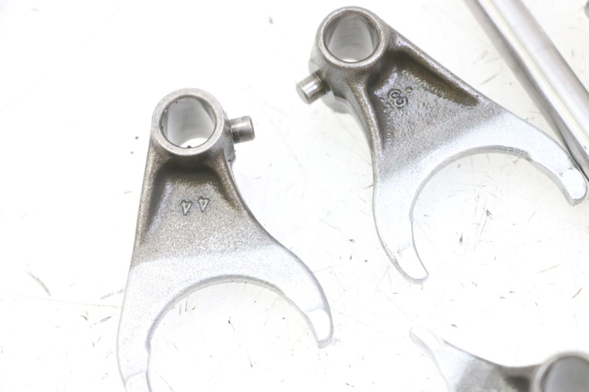 photo de CAJA CAMBIOS HORQUILLA KAWASAKI KX F KXF 450 (2009 - 2011) - Estado de la superficie y material