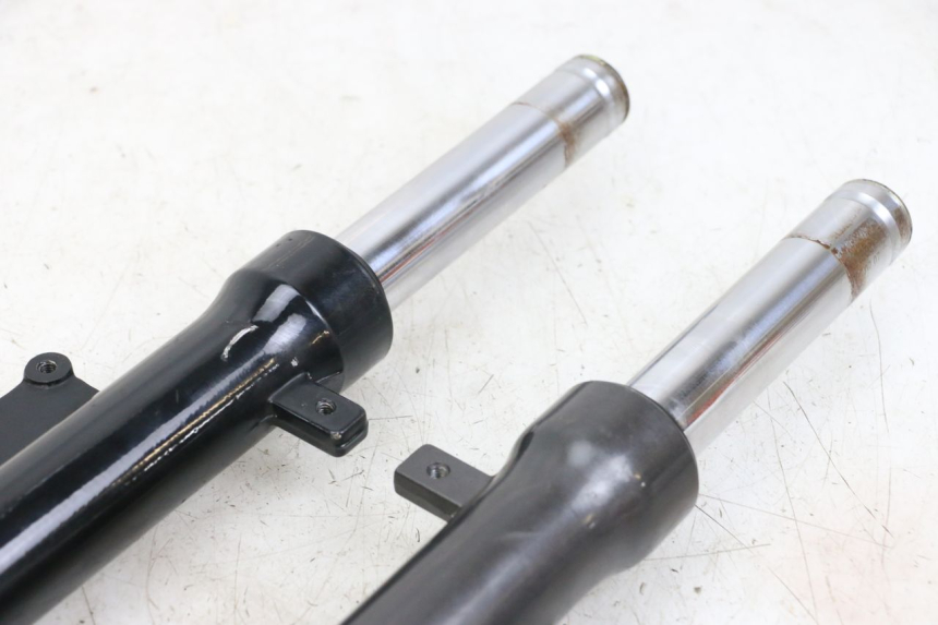 photo de TUBO DE HORQUILLA KYMCO AGILITY 4T 50 (2018 - 2022) - Vista general del producto