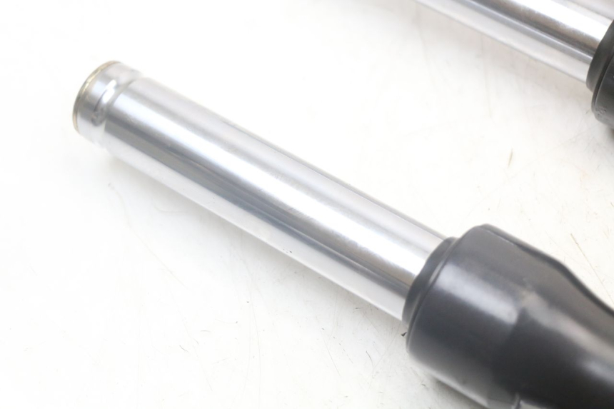 photo de TUBO DE HORQUILLA KYMCO AGILITY 4T 50 (2018 - 2022) - Inspección visual detallada