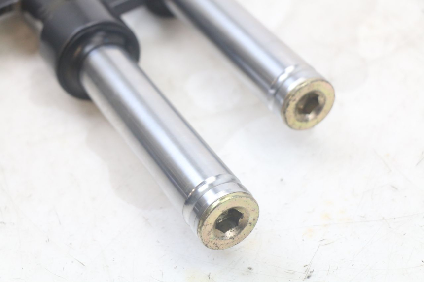 photo de TUBO DE HORQUILLA KYMCO AGILITY 4T 50 (2018 - 2022) - Vista general del producto