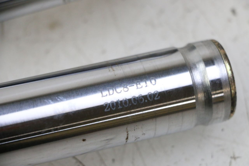 photo de Tubo de horquilla KYMCO AGILITY 4T 50 (2005 - 2018) - Otra perspectiva