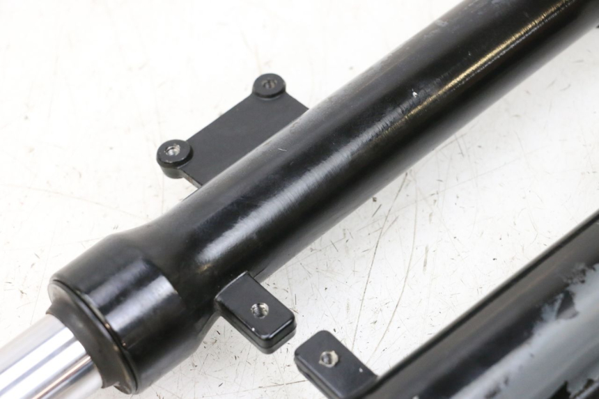 photo de TUBO DE HORQUILLA KYMCO AGILITY 4T 50 (2018 - 2022) - Marcados y referencias originales