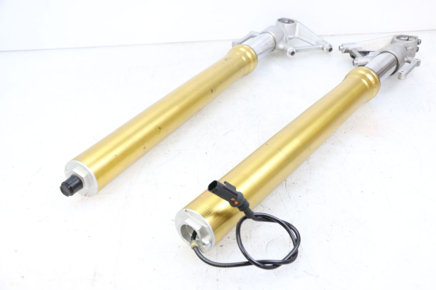 photo de BOTELLA HORQUILLA  BMW S RR ABS S1000RR 1000 (2015 - 2018) - Estado de la superficie y material