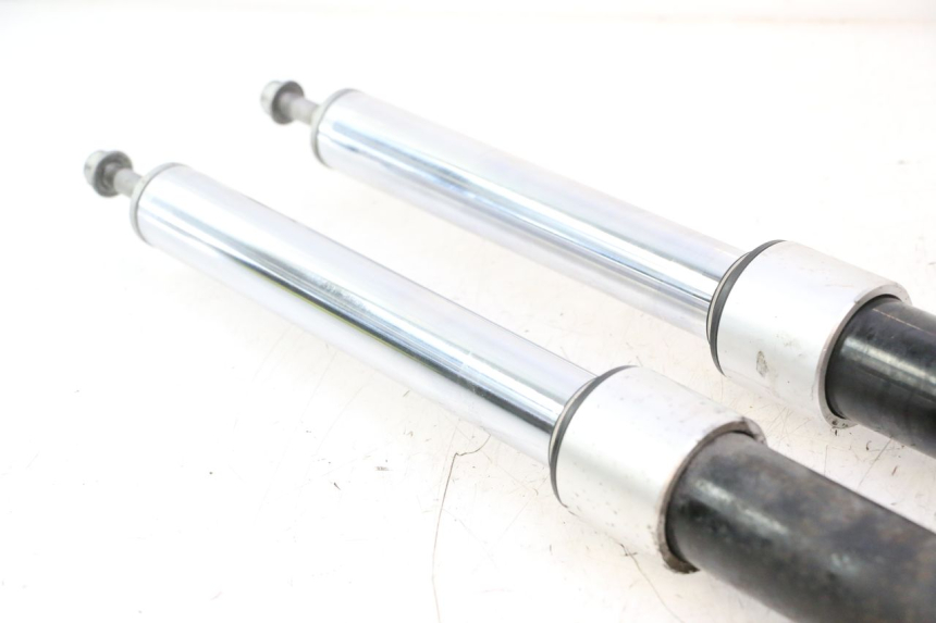 photo de BOTELLA HORQUILLA  BMW C1 125 (2000 - 2003) - Primer plano técnico