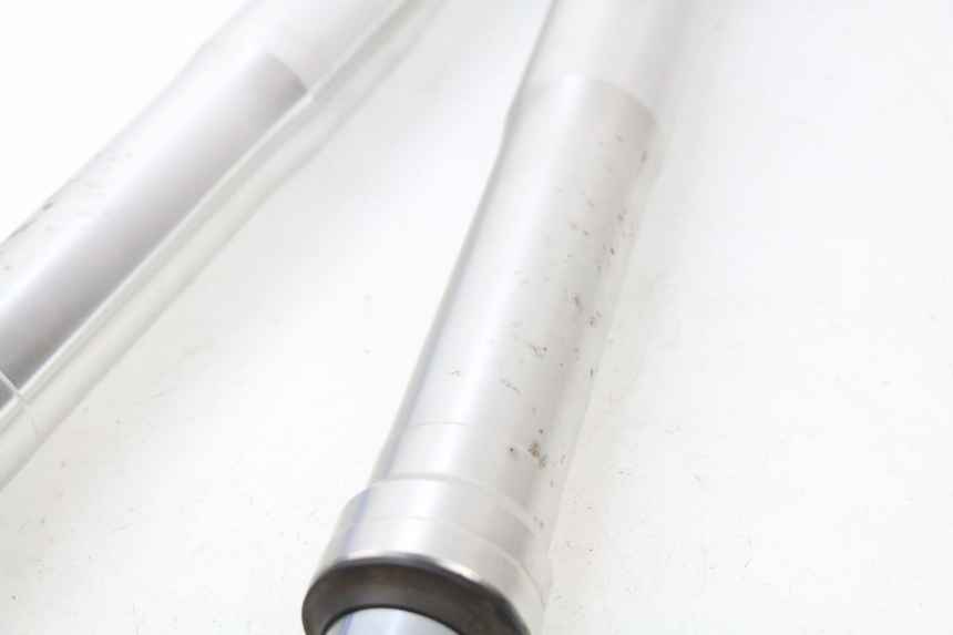 photo de BOTELLA HORQUILLA  HONDA CBR RR FIREBLADE 1000 (2006 - 2007) - Otra perspectiva