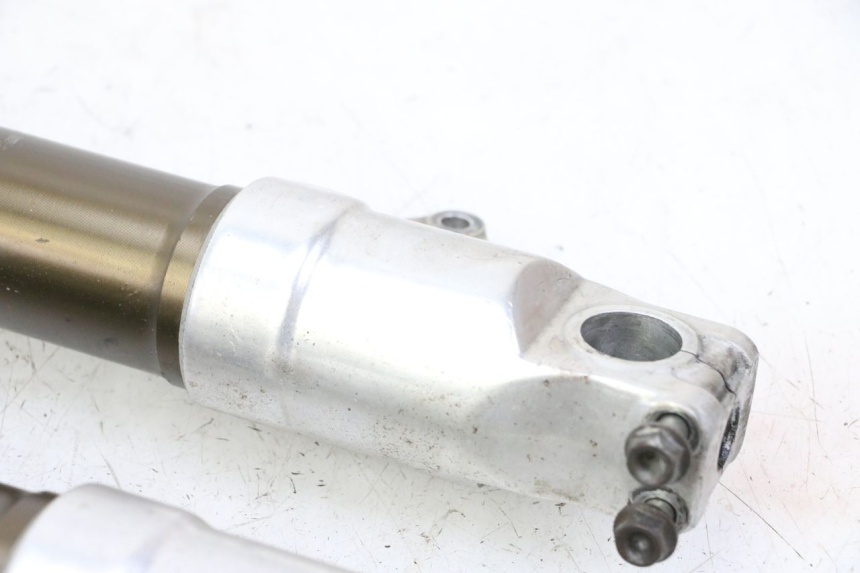 photo de BOTELLA HORQUILLA  HONDA CBR RR FIREBLADE 900 (1992 - 1994) - Marcados y referencias originales