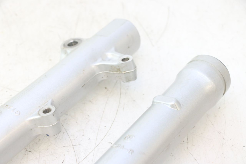 photo de BOTELLA HORQUILLA  HONDA CRF CR-F 125 (2020 - 2021) - Estado de la superficie y material