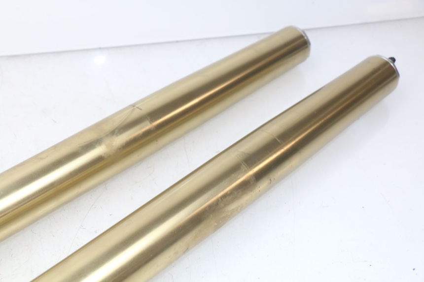 photo de TUBO DE HORQUILLA HONDA CRF 250 (2013 - 2016) - Estado de la superficie y material