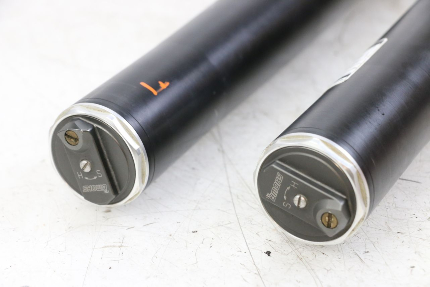 photo de BOTELLA HORQUILLA  HONDA CRF R 250 (2020 - 2021) - Recambio usado revisado