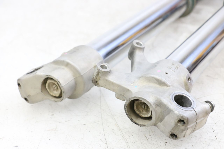 photo de BOTELLA HORQUILLA  HONDA CRF R 250 (2020 - 2021) - Marcados y referencias originales