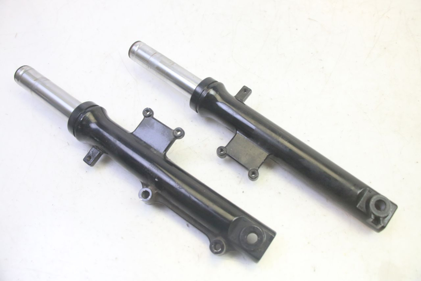 photo de BOTELLA HORQUILLA  SYM CROX 4T 50 (2016 - 2023) - Zoom estado de uso