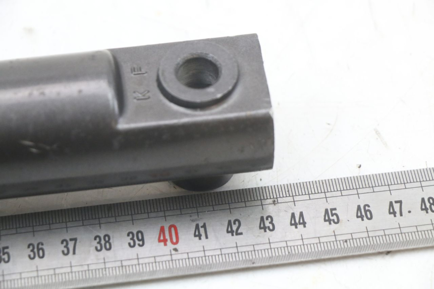 photo de BOTELLA HORQUILLA DERECHA  KYMCO AGILITY 4T 50 (2005 - 2018) - Primer plano técnico