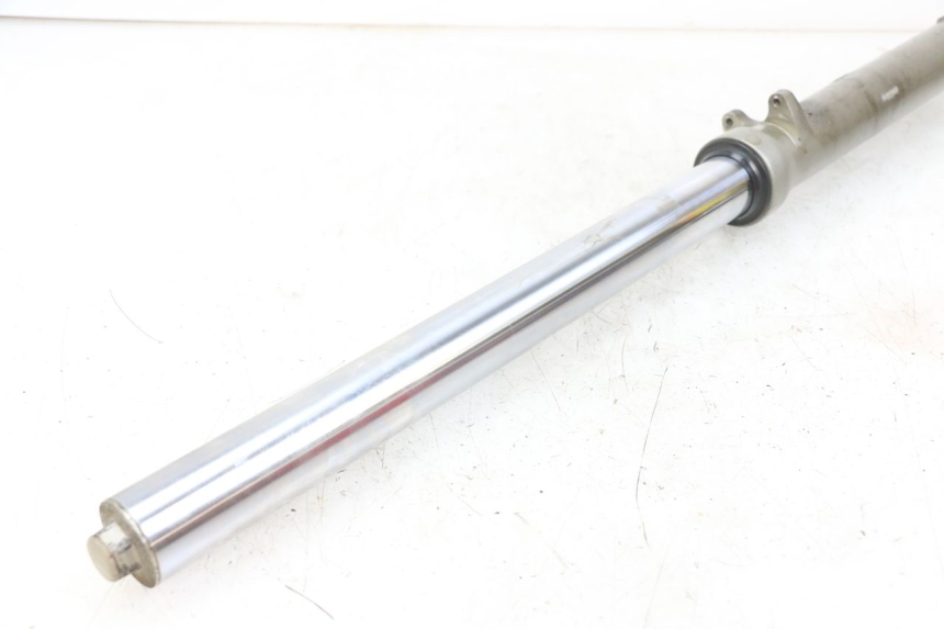 photo de TUBO DE HORQUILLA DERECHO YAMAHA FJ 3CX 1200 (1986 - 1996) - Estado de la superficie y material