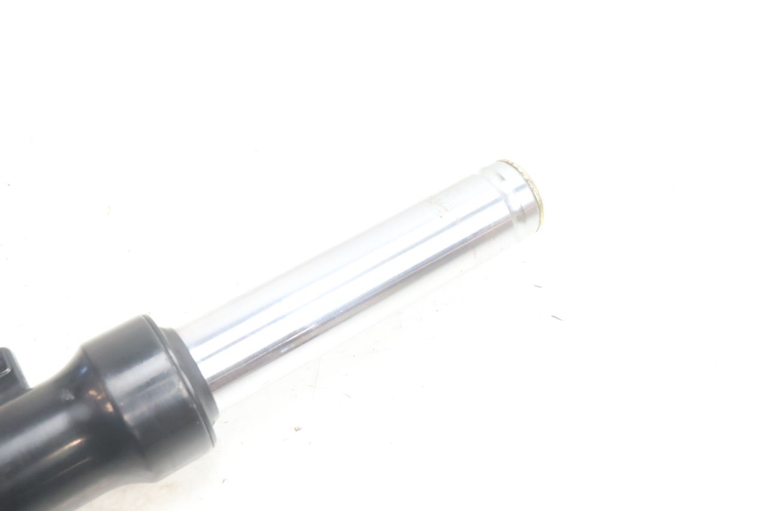photo de BOTELLA HORQUILLA DERECHA  SYM ORBIT III 3 4T 50 (2021 - 2025) - Zoom estado de uso