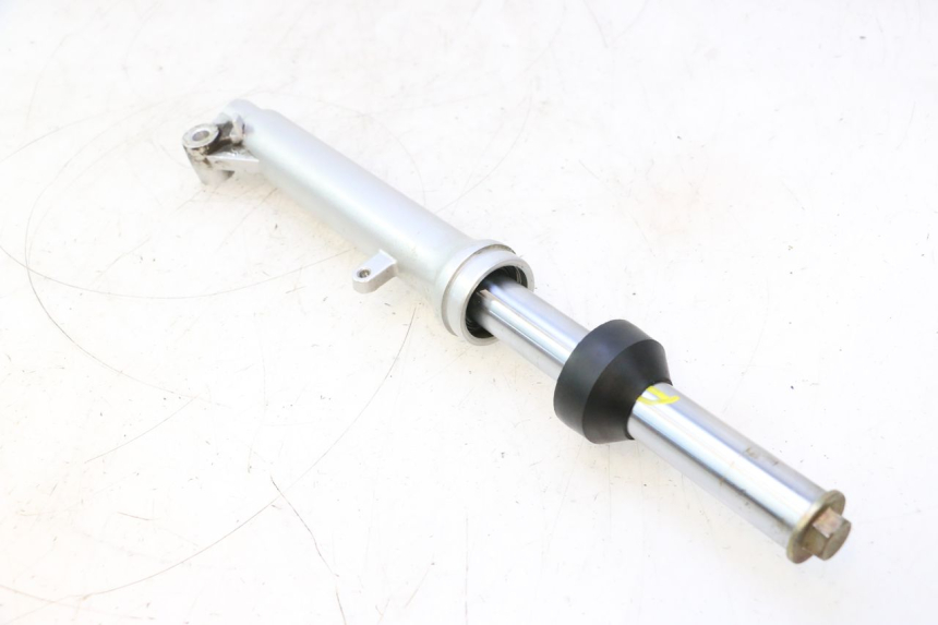 photo de BOTELLA HORQUILLA DERECHA  TNT MOTOR ROMA 10' 2T 50 (2011 - 2018) - Detalles de los puntos de fijación