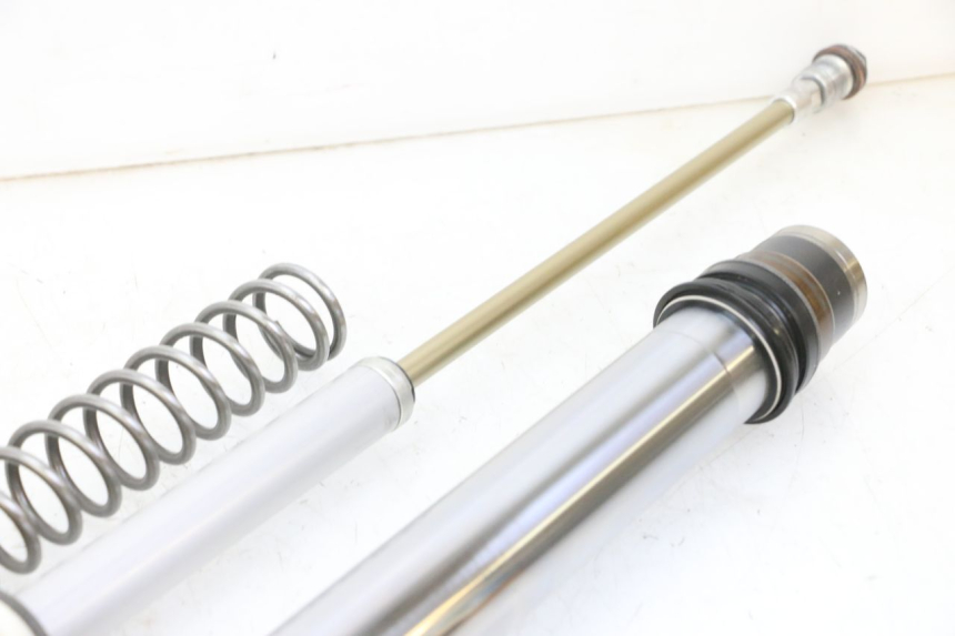 photo de BOTELLA HORQUILLA DERECHA  YAMAHA YZF YZ-F 450 (2014 - 2016) - Foto de producto adicional