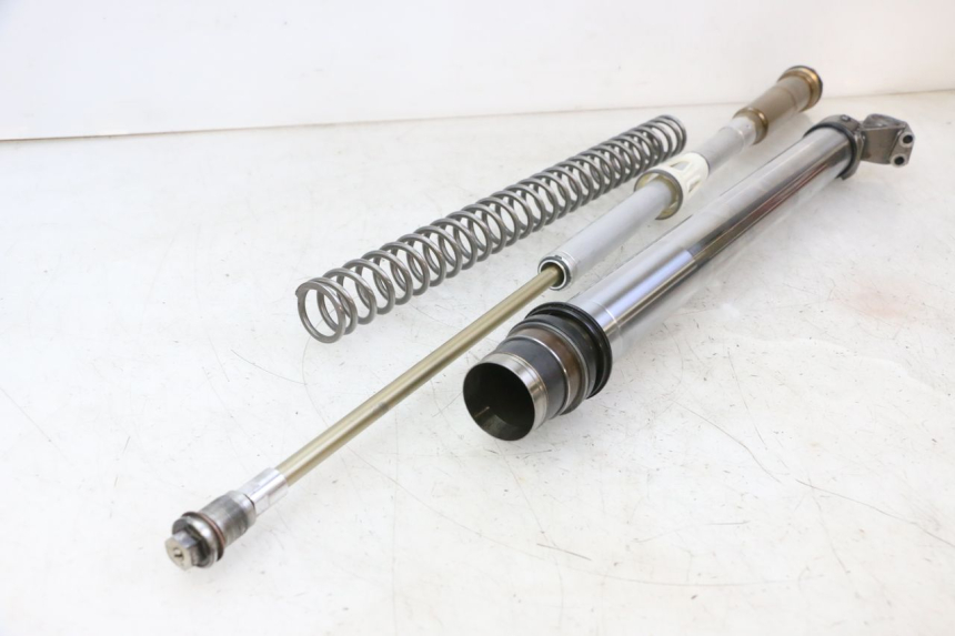 photo de BOTELLA HORQUILLA DERECHA  YAMAHA YZF YZ-F 450 (2014 - 2016) - Marcados y referencias originales