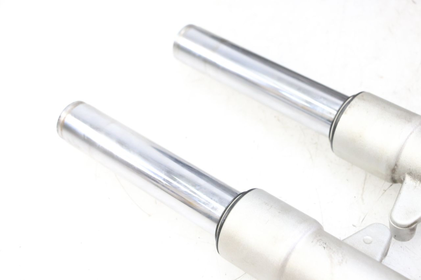 photo de BOTELLA HORQUILLA  PEUGEOT ELYSTAR 125 (2002 - 2007) - Otra perspectiva