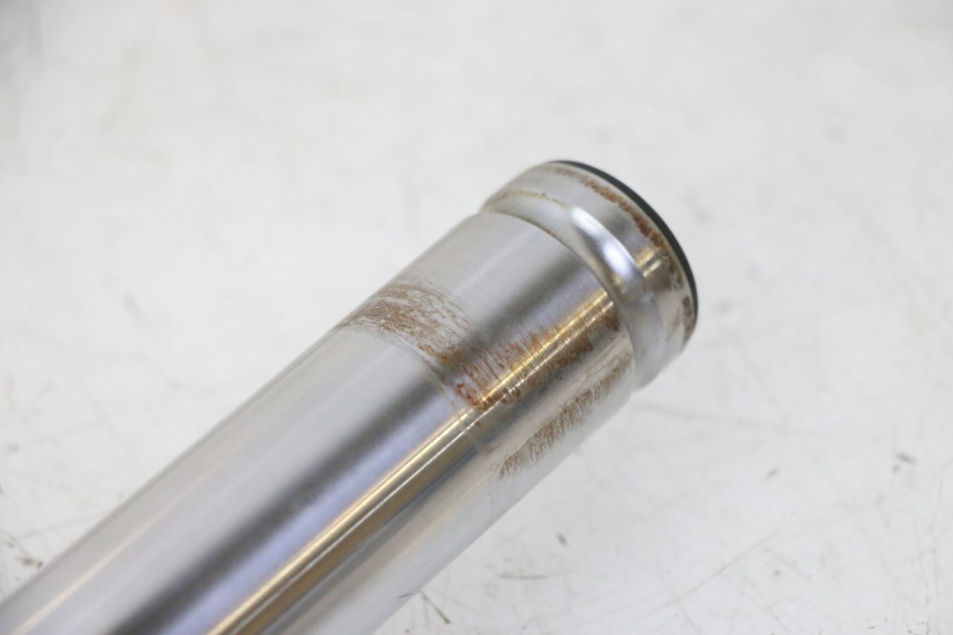 photo de BOTELLA HORQUILLA  HONDA FES S-WING SWING ABS 125 (2007 - 2015) - Características distintivas