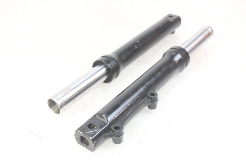 photo de TUBO DE HORQUILLA SYM FIDDLE 2 50 (2008 - 2013) - Primer plano técnico