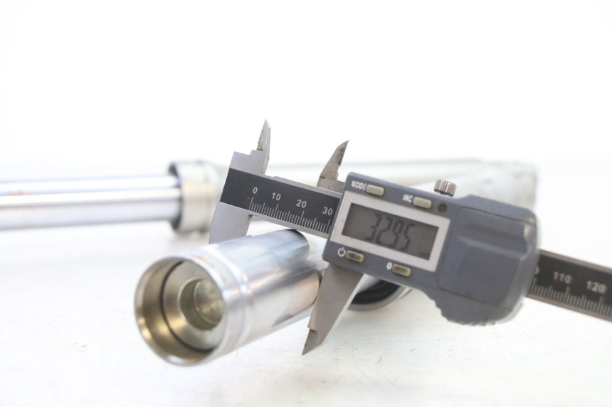 photo de TUBO DE HORQUILLA SYM FIDDLE 2 50 (2008 - 2013) - Recambio usado revisado