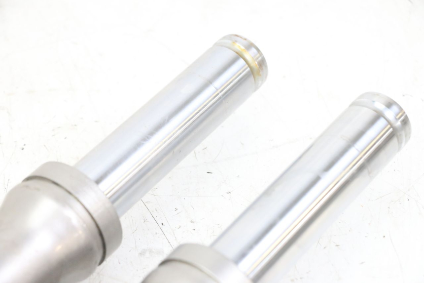 photo de BOTELLA HORQUILLA  SYM FIDDLE 2 S 125 (2012 - 2014) - Zoom sobre los componentes