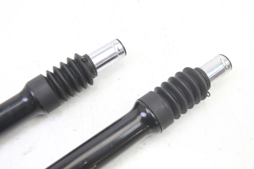 photo de TUBO DE HORQUILLA SYM FIDDLE 3 III 125 (2014 - 2020) - Otra perspectiva