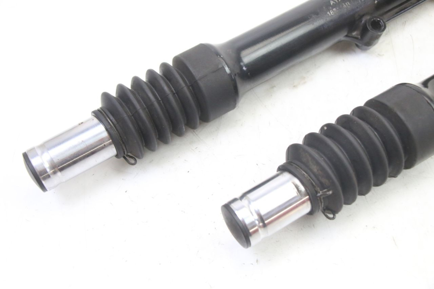 photo de TUBO DE HORQUILLA SYM FIDDLE 3 III 125 (2014 - 2020) - Vista general del producto