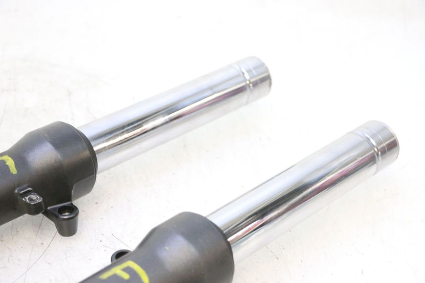 photo de BOTELLA HORQUILLA  HONDA FJS SILVER WING SILVERWING 400 (2005 - 2008) - Recambio usado revisado