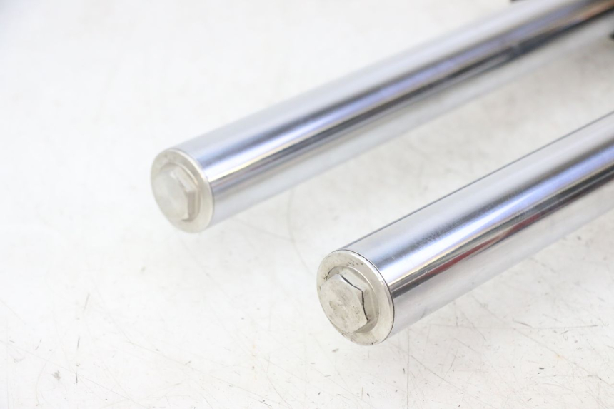 photo de BOTELLA HORQUILLA  YAMAHA FZ6 FAZER S2 600 (2007 - 2011) - Estado de la superficie y material