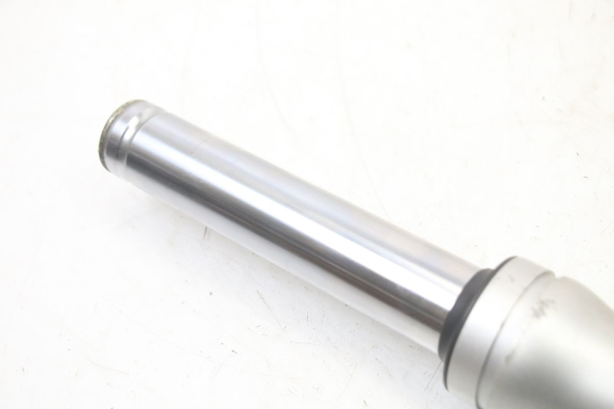 photo de BOTELLA HORQUILLA IZQUIERDA KYMCO GRAND DINK 125 (2008 - 2014) - Estado de la superficie y material