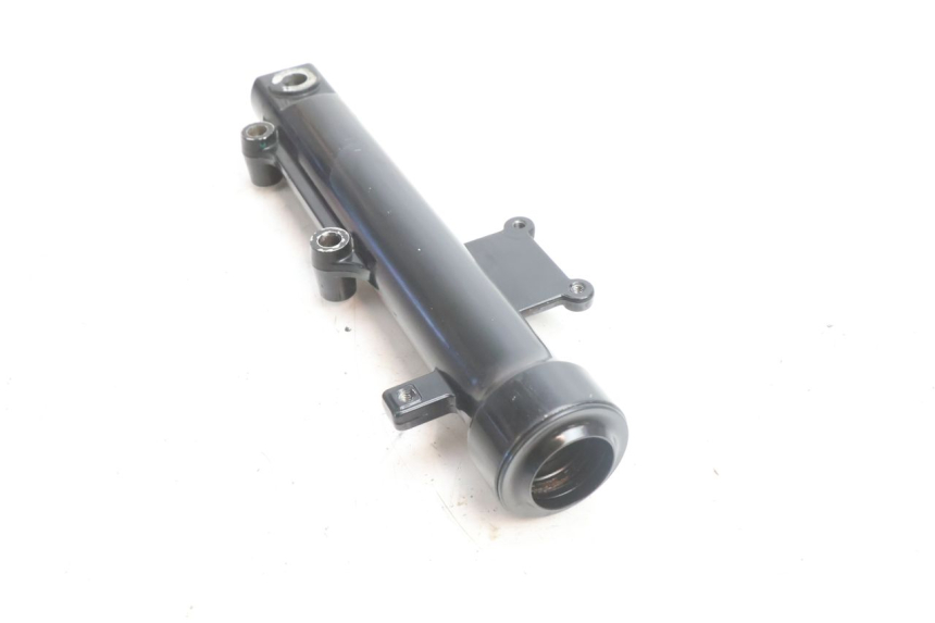 photo de BOTELLA HORQUILLA IZQUIERDA SYM ORBIT III 3 4T 50 (2021 - 2025) - Primer plano técnico