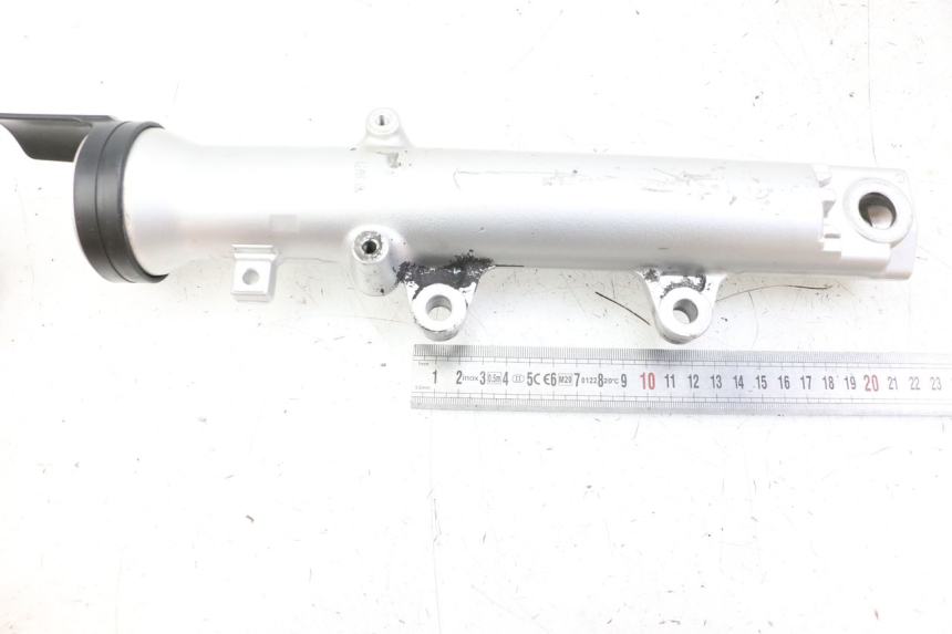 photo de BOTELLA HORQUILLA IZQUIERDA YAMAHA FZS FAZER 600 (2001 - 2003) - Zoom estado de uso