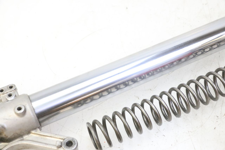 photo de BOTELLA HORQUILLA IZQUIERDA YAMAHA YZ 125 (1998 - 2005) - Otra vista del artículo