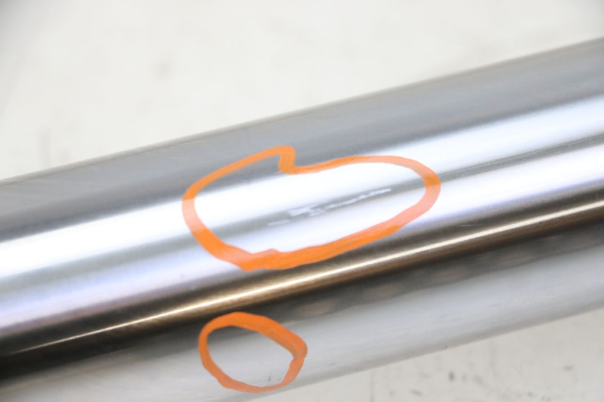 photo de BOTELLA HORQUILLA IZQUIERDA YAMAHA YZ 125 (1998 - 2005) - Marcados y referencias originales