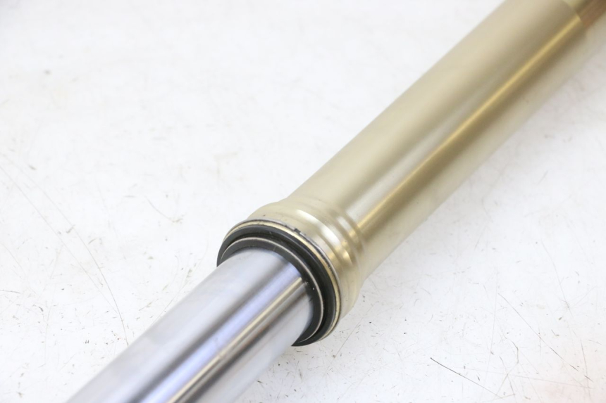 photo de BOTELLA HORQUILLA IZQUIERDA YAMAHA YZF YZ-F 450 (2014 - 2016) - Estado de la superficie y material