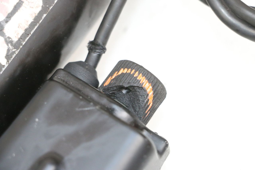 photo de BOTELLA HORQUILLA  KAWASAKI GPX R WARBIRD 600 (1988 - 1993) - Inspección visual detallada