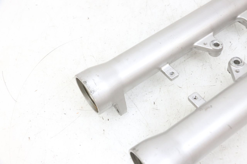 photo de BOTELLA HORQUILLA  SUZUKI GSF N BANDIT 600 (1996 - 1999) - Estado de la superficie y material