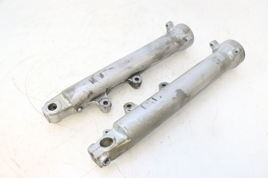 photo de BOTELLA HORQUILLA  SUZUKI GSX F GSXF 750 (1988 - 1998) - Primer plano técnico
