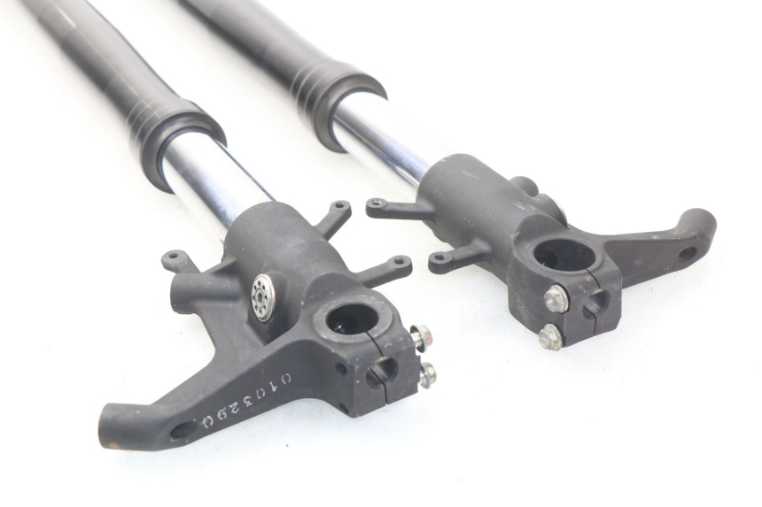 photo de BOTELLA HORQUILLA  SUZUKI GSX-R GSXR K16 1000 (2012 - 2016) - Características distintivas