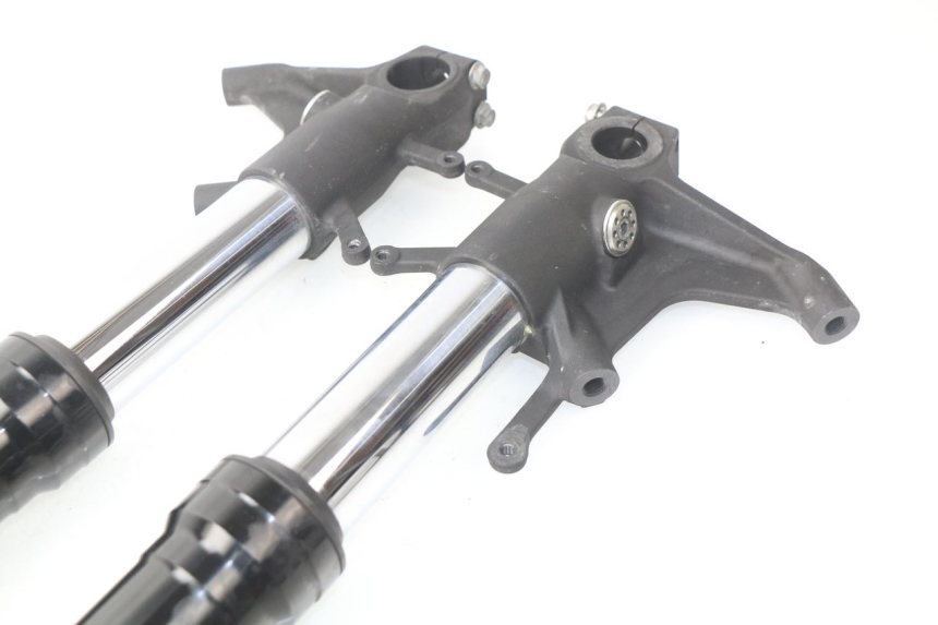 photo de BOTELLA HORQUILLA  SUZUKI GSX-R GSXR K16 1000 (2012 - 2016) - Zoom sobre los componentes