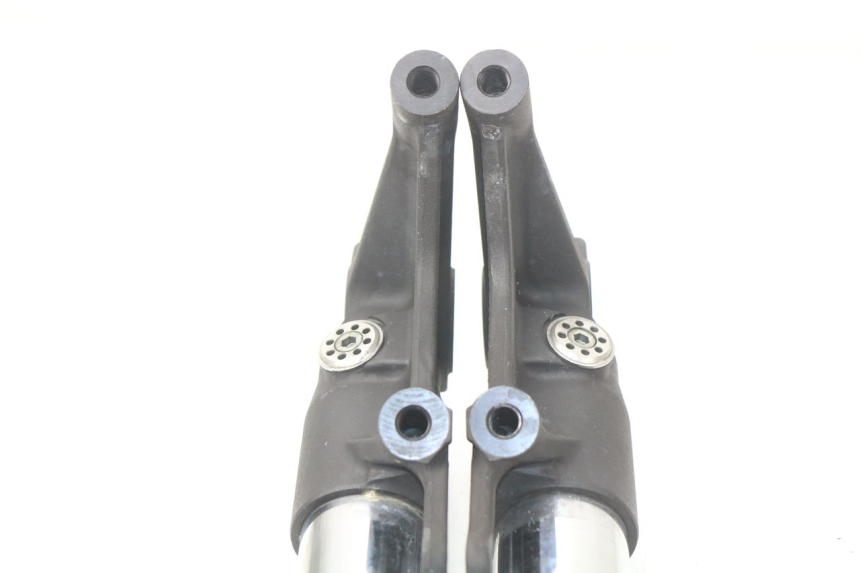 photo de BOTELLA HORQUILLA  SUZUKI GSX-R GSXR K16 1000 (2012 - 2016) - Primer plano técnico