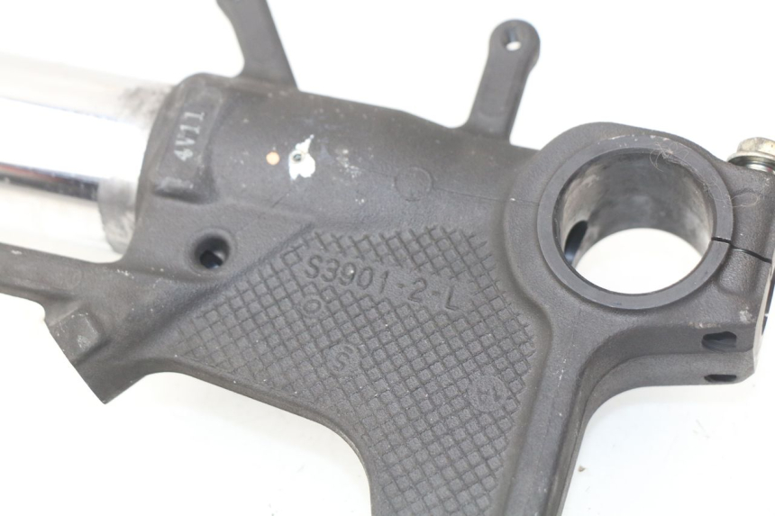 photo de BOTELLA HORQUILLA  SUZUKI GSX-R GSXR K16 1000 (2012 - 2016) - Detalles de los puntos de fijación