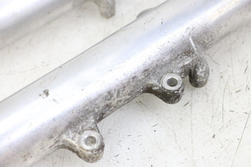 photo de BOTELLA HORQUILLA  HONDA VT C2 SHADOW 750 (1997 - 2001) - Primer plano de alta resolución