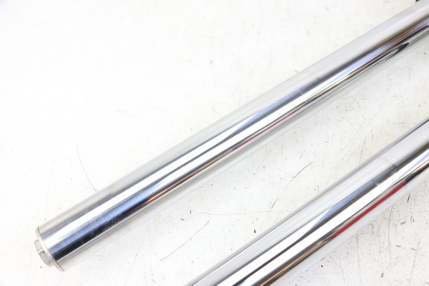 photo de BOTELLA HORQUILLA  HONDA VT C2 SHADOW 750 (1997 - 2001) - Estado de la superficie y material