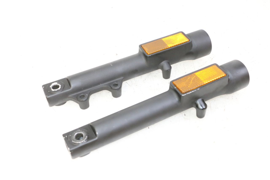 photo de BOTELLA HORQUILLA  KIDEN KD125-G 125 (2018 - 2022) - Primer plano técnico