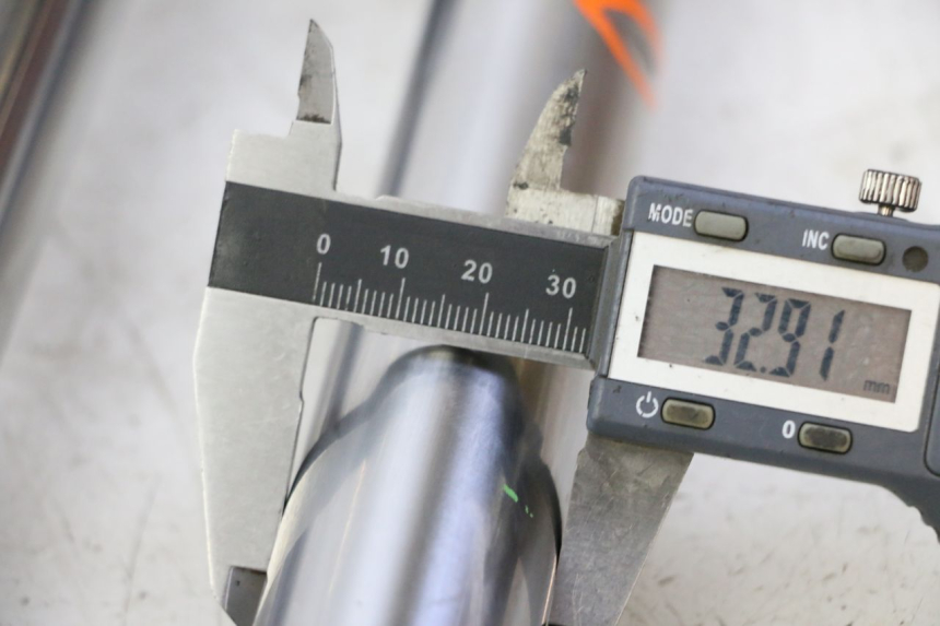 photo de BOTELLA HORQUILLA  KAWASAKI KX 65 (2000 - 2019) - Detalle de la pieza